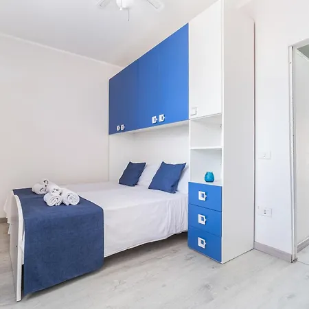 Acqua Marina A 20 Metri Dal Mare Apartment *